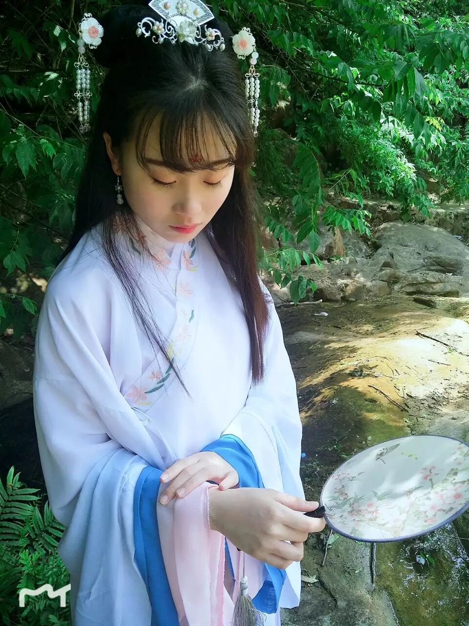 汉服，遇见你是我一生的春暖花开