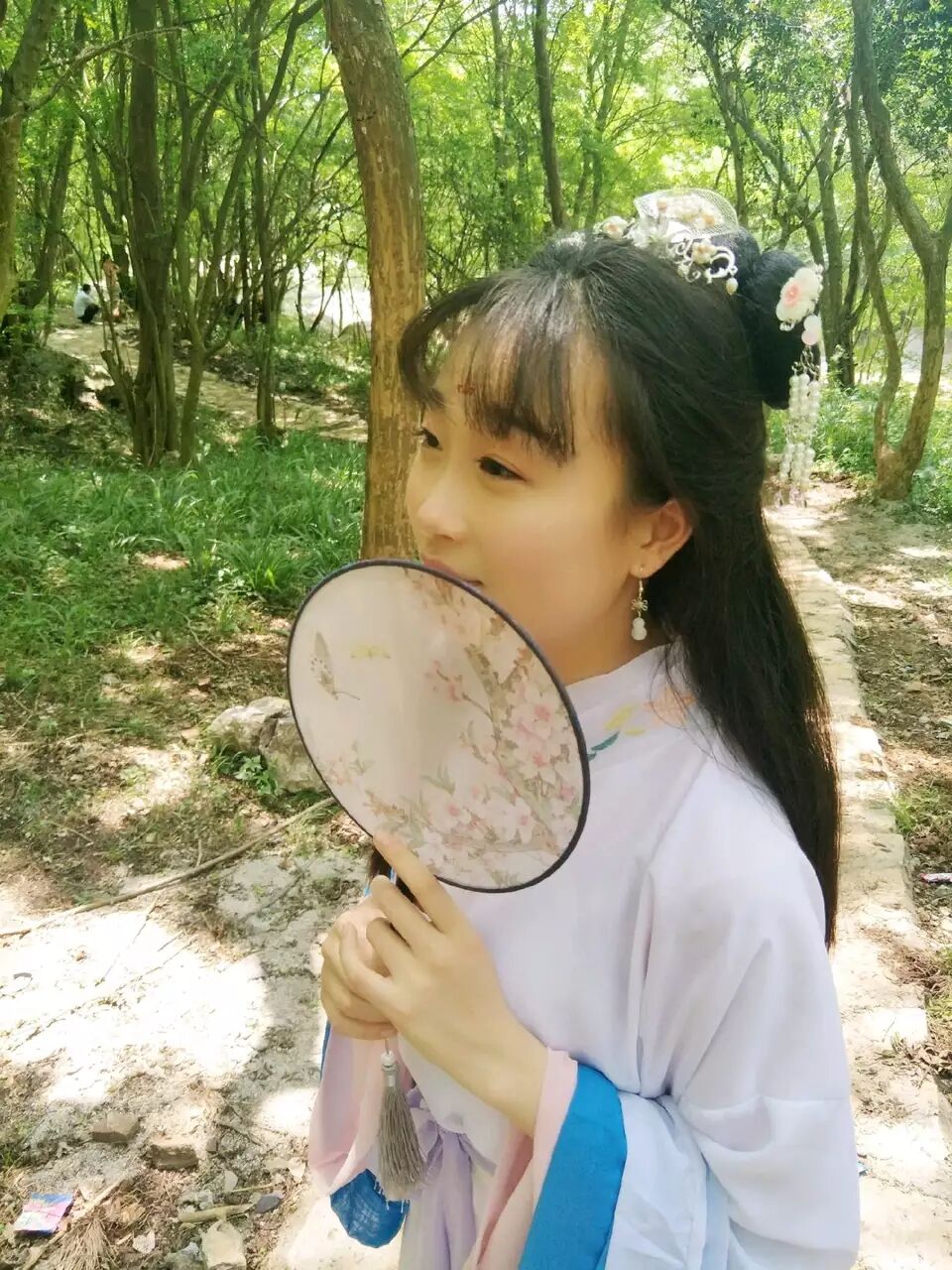 汉服，遇见你是我一生的春暖花开