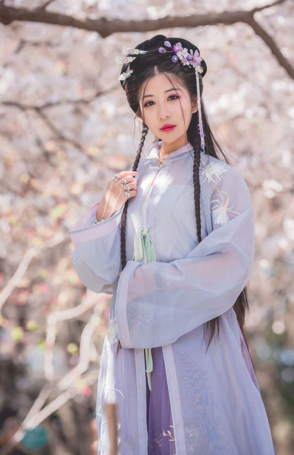 慕莲卿