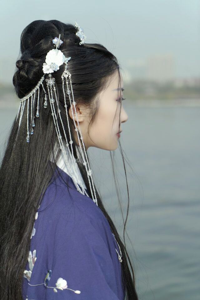 慕莲卿