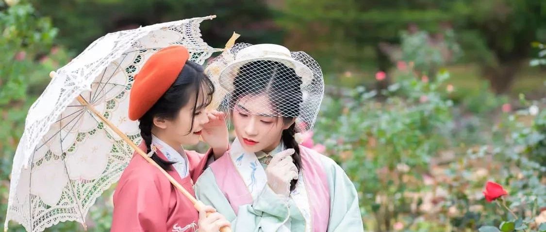 汉服摄影｜春间二三月，花开正好时（汉洋折衷）