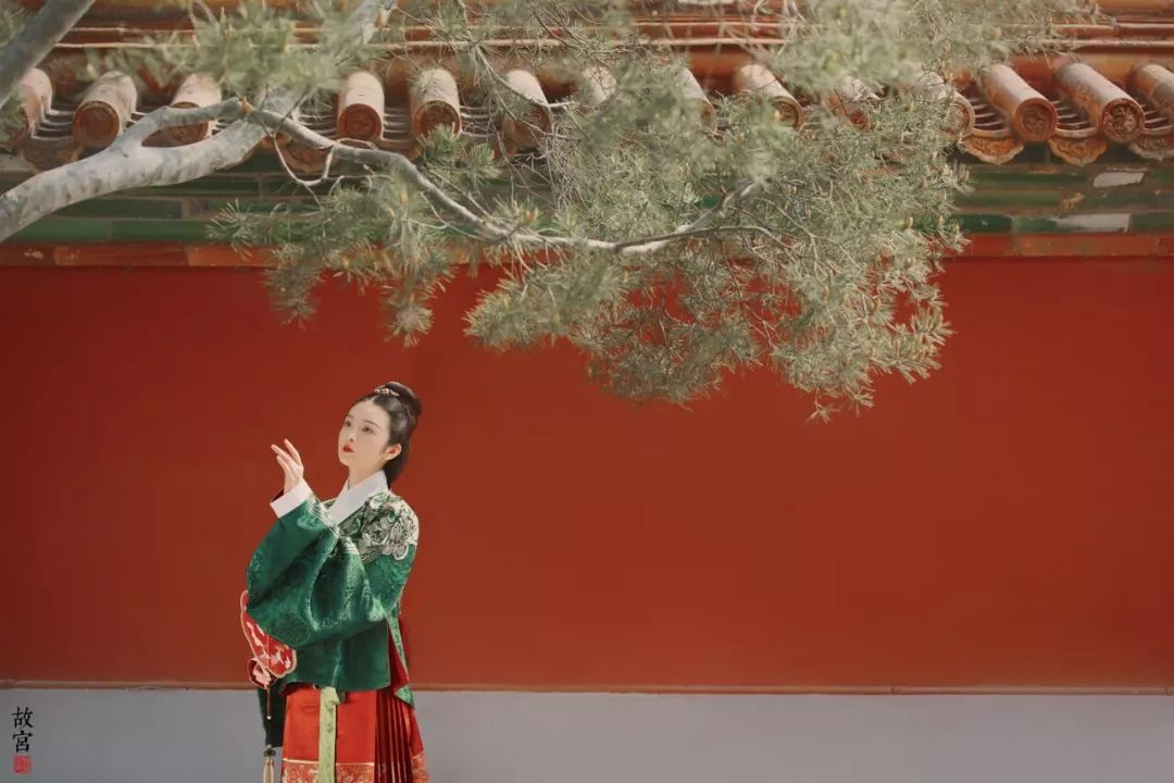 中国美｜华美汉服与紫禁城演绎东方之韵