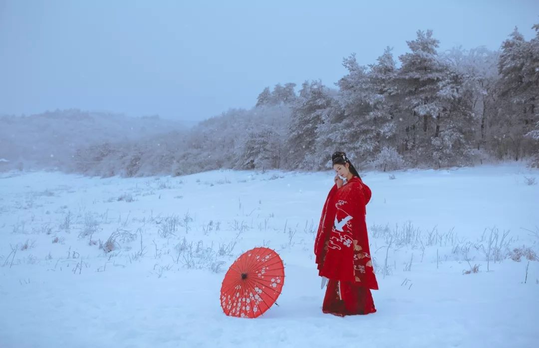 杭州｜穿汉服感受第一场大雪，太美了！