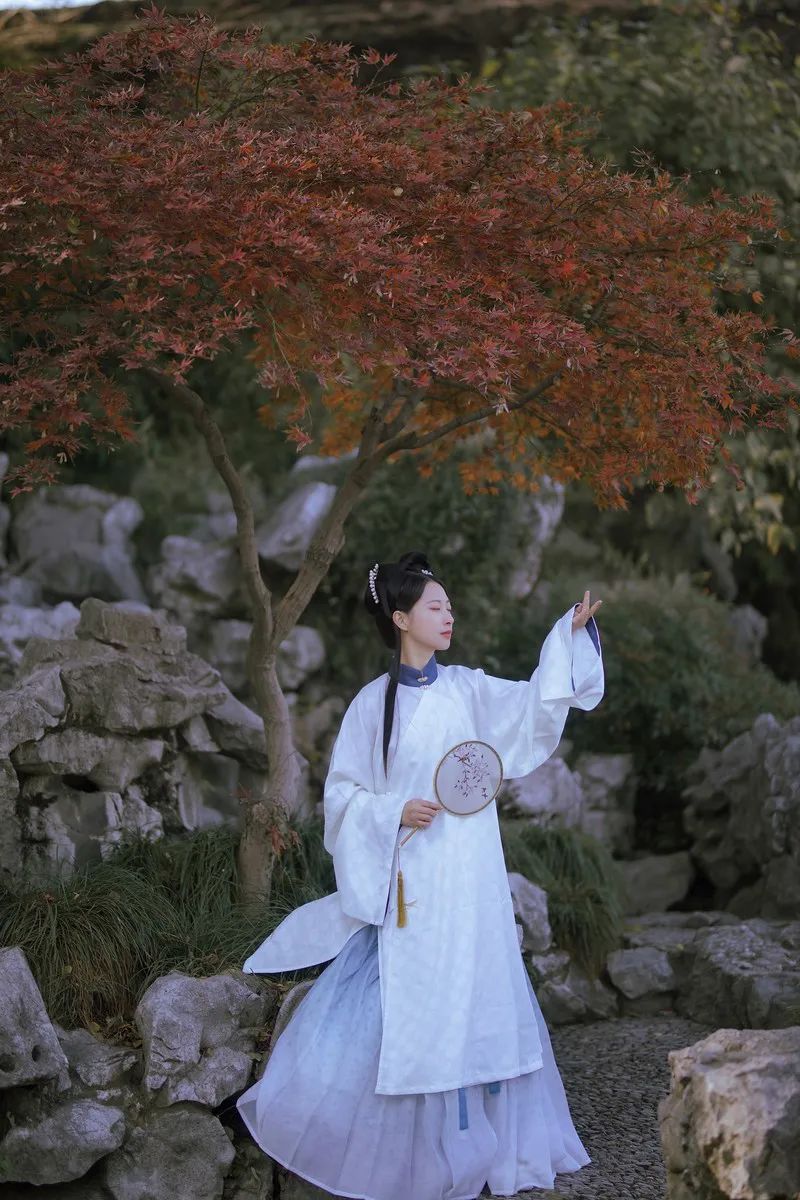 大明少女与苏州园林才是绝配｜汉服摄影