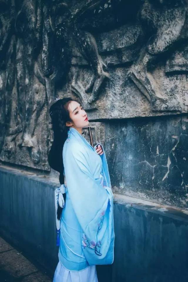 汉服风韵,尽显中华之美! 汉服风韵,尽显中华之美!