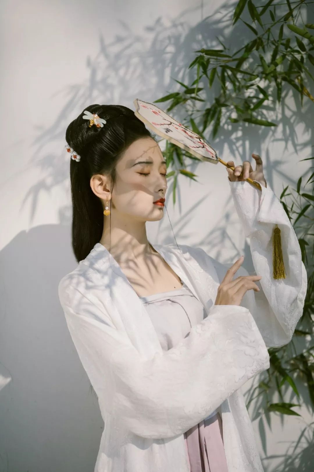 汉服摄影 | 中国女子的素雅静美