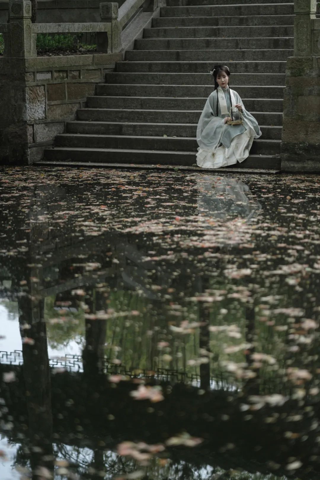 花影阑干人静｜醉花阴