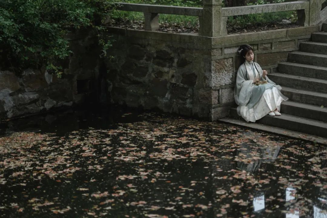 花影阑干人静｜醉花阴