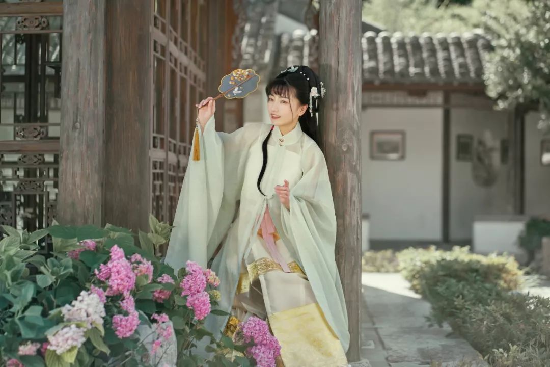 闲过小园东｜汉服摄影