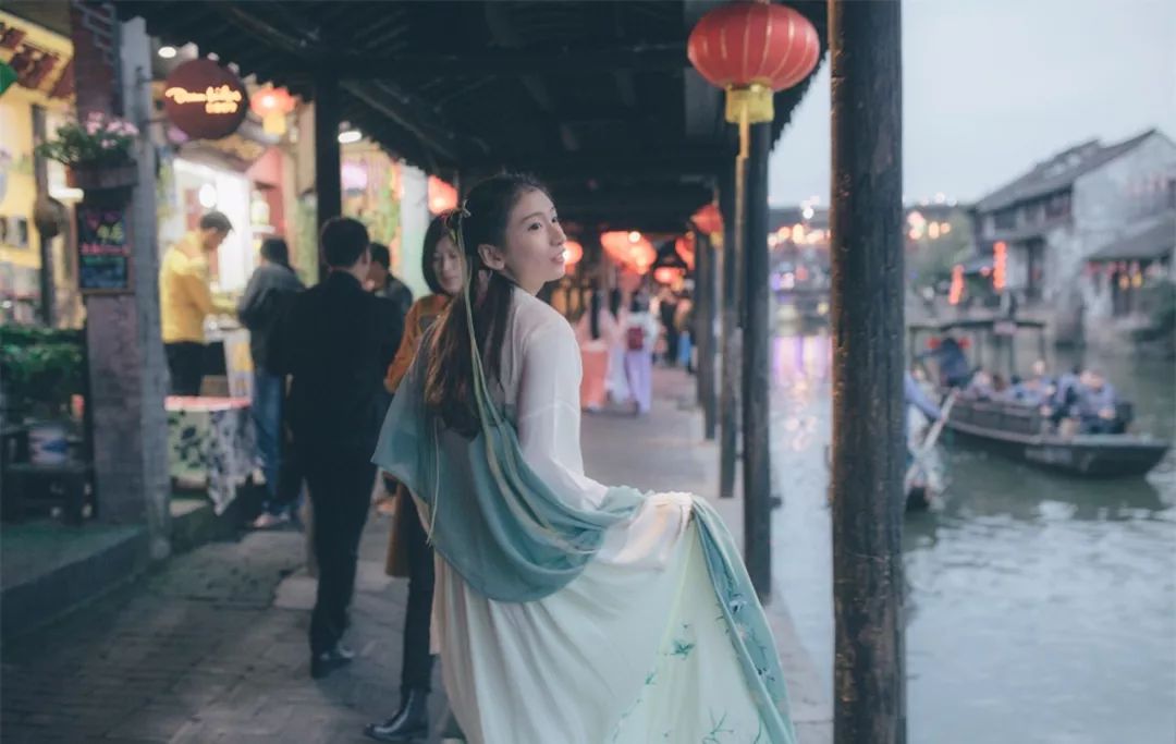 再过一个月，我在西塘汉服节等你