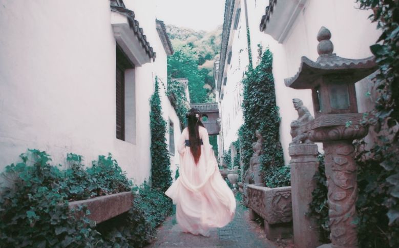 再过一个月，我在西塘汉服节等你