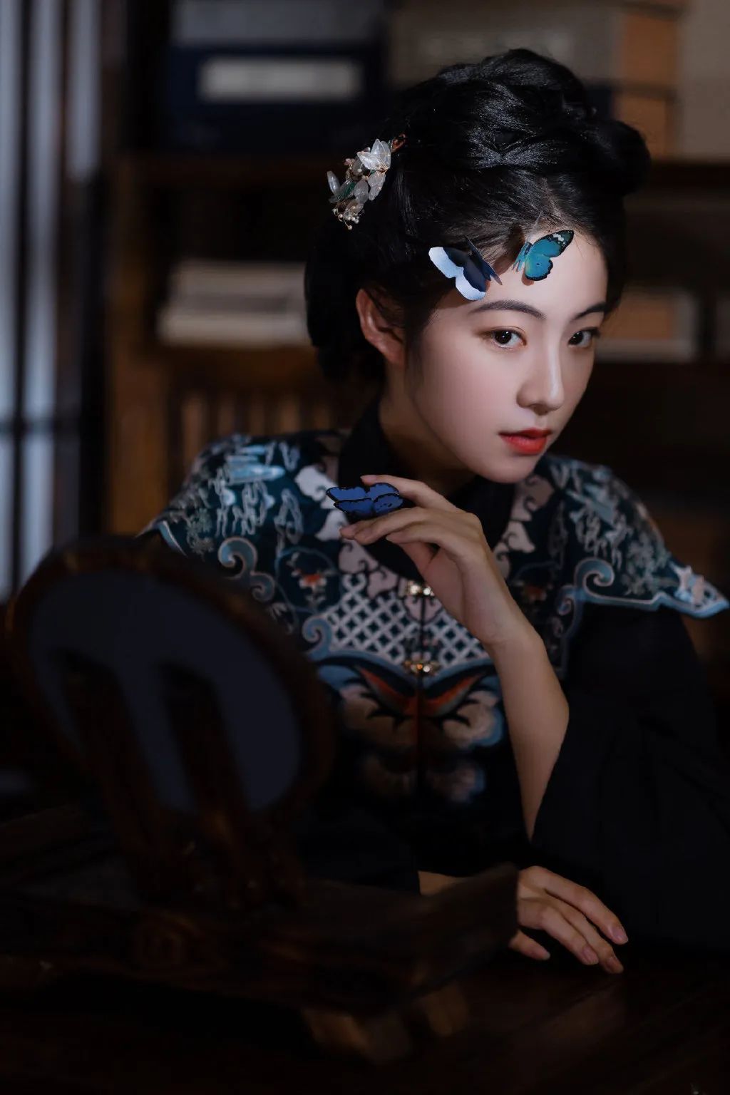 蝴蝶夫人 幽静轻盈的梦｜汉服摄影