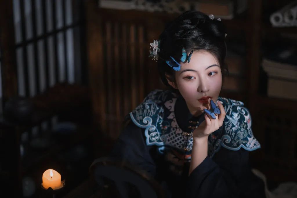 蝴蝶夫人 幽静轻盈的梦｜汉服摄影