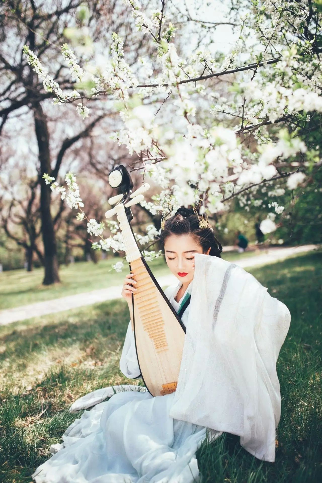 汉服摄影丨一场梦幻，美得充满想象