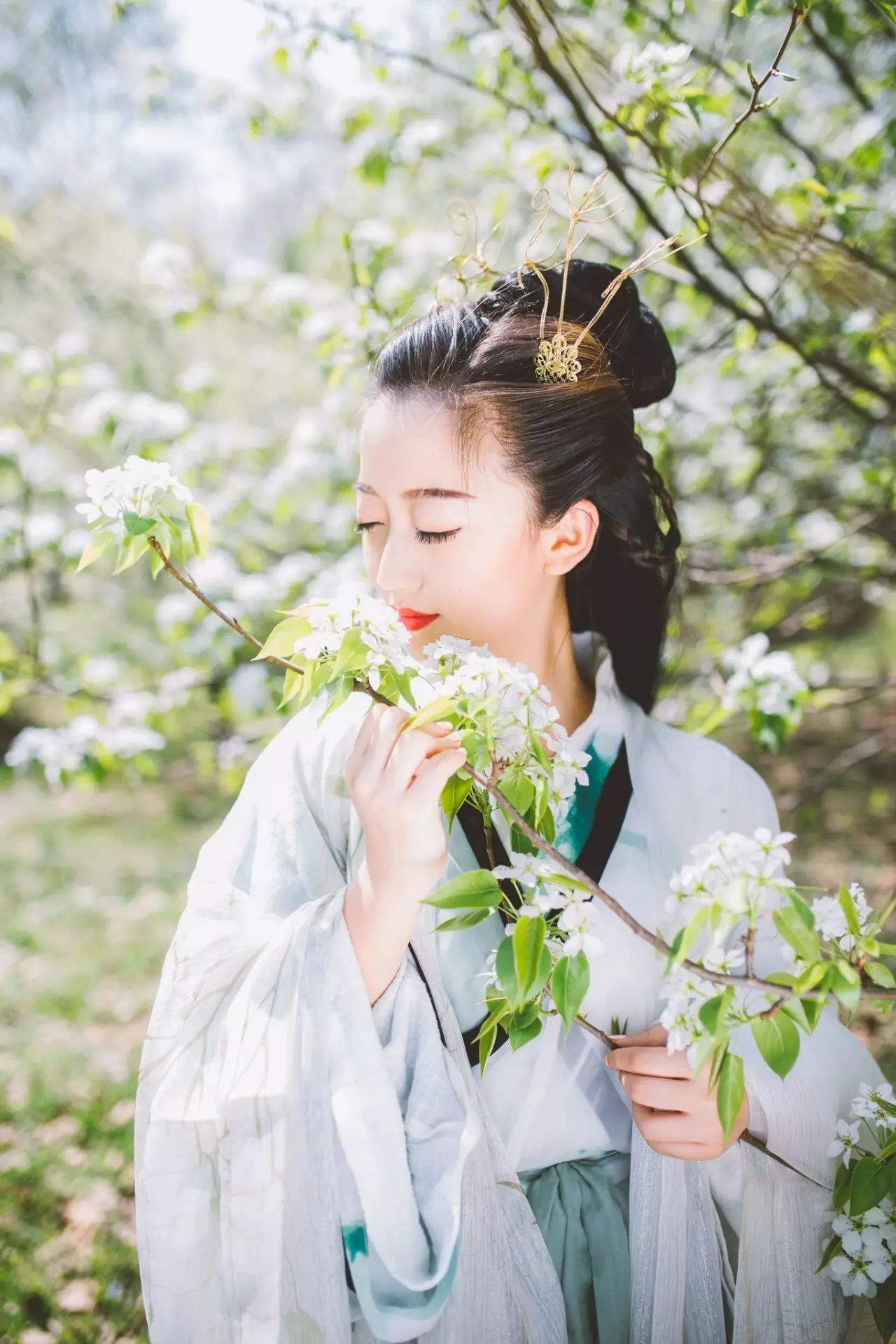 汉服摄影丨一场梦幻，美得充满想象