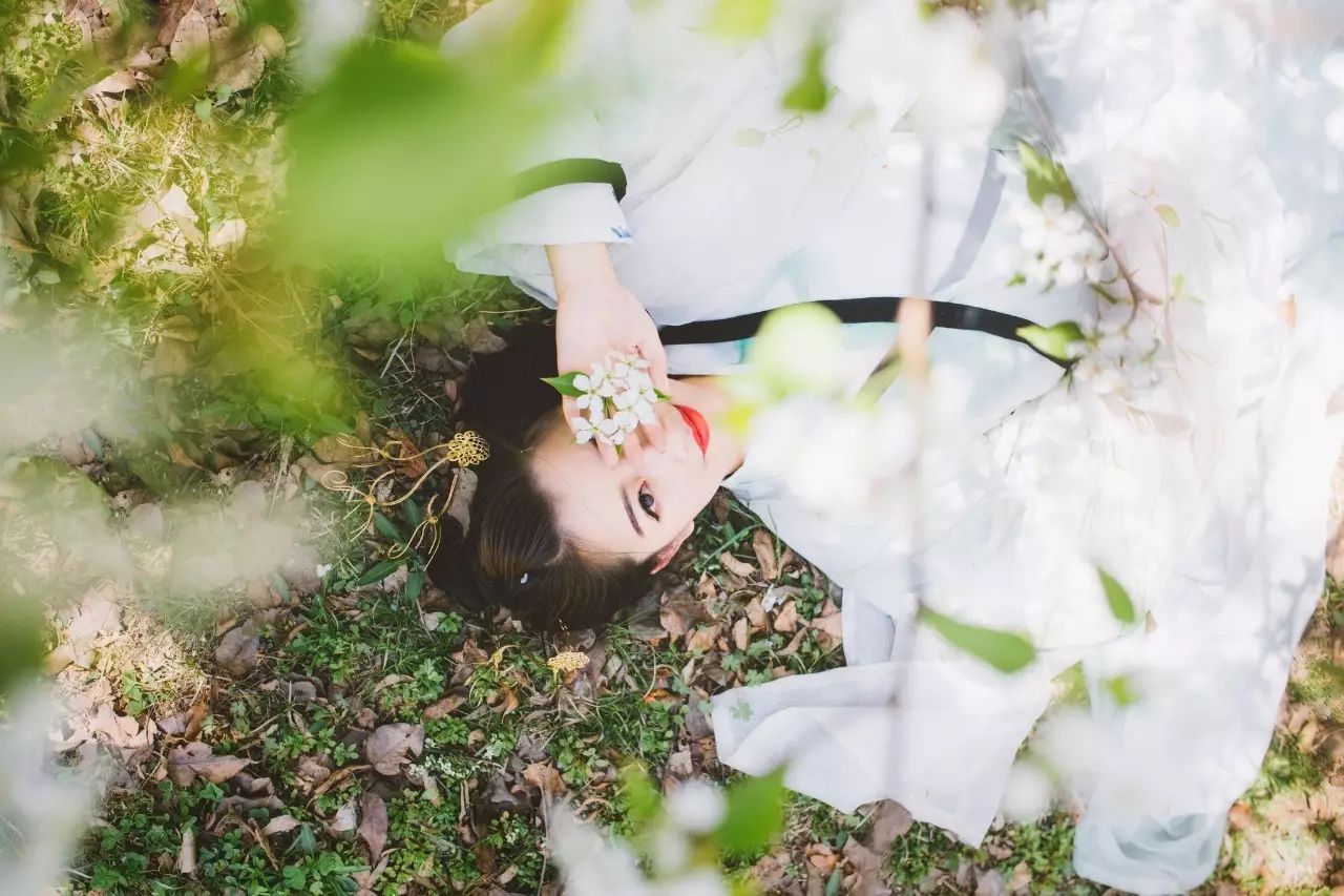 汉服摄影丨一场梦幻，美得充满想象