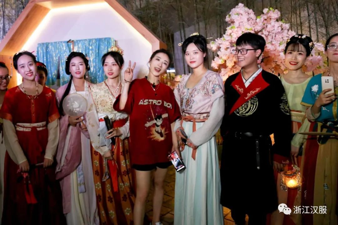 汉服之夜.我们在杭州西湖等你 汉服之夜.我们在杭州西湖等你