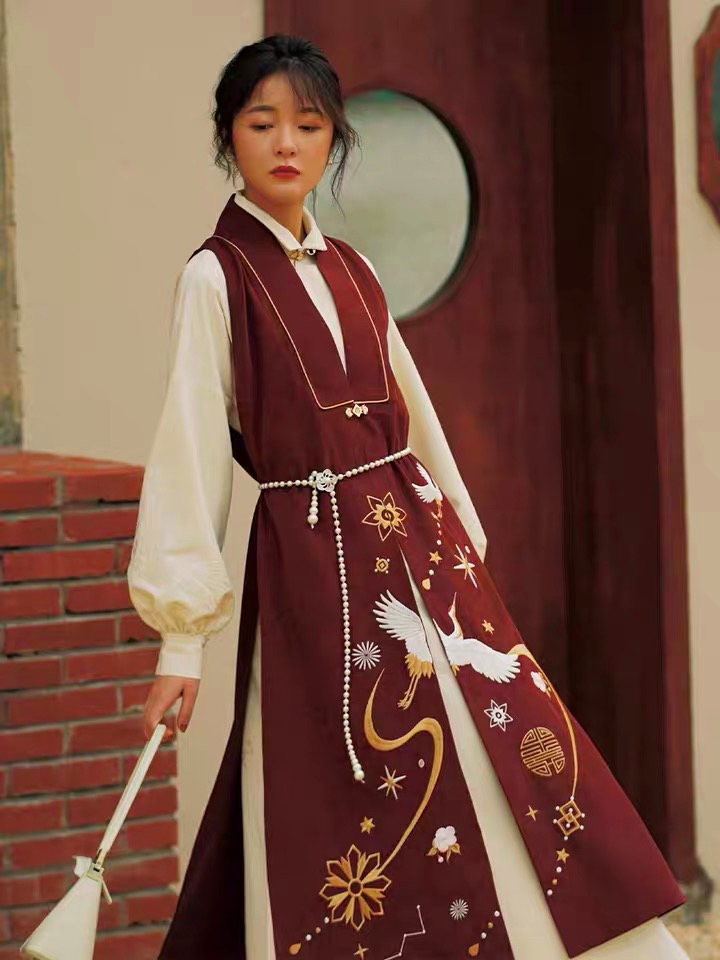 2021年就要「红」:汉服怎么穿出新年感? 2021年就要「红」:汉服怎么穿出新年感?