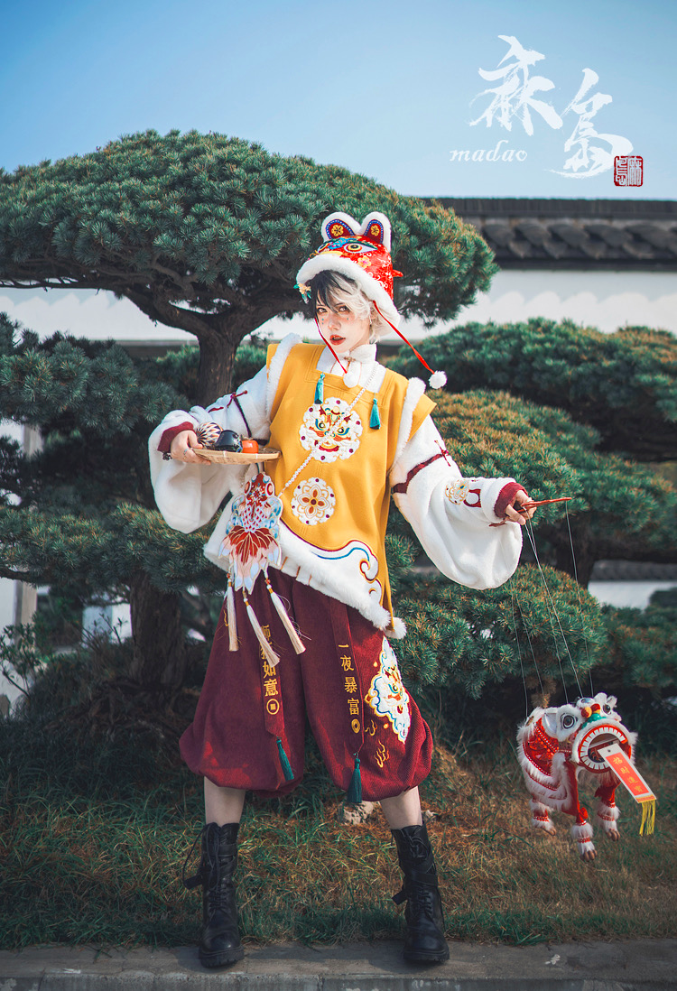 2021年就要「红」:汉服怎么穿出新年感? 2021年就要「红」:汉服怎么穿出新年感?