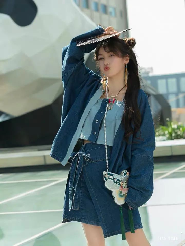 穿起来像时装的汉服有哪些？