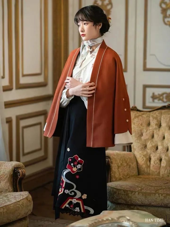 穿起来像时装的汉服有哪些？
