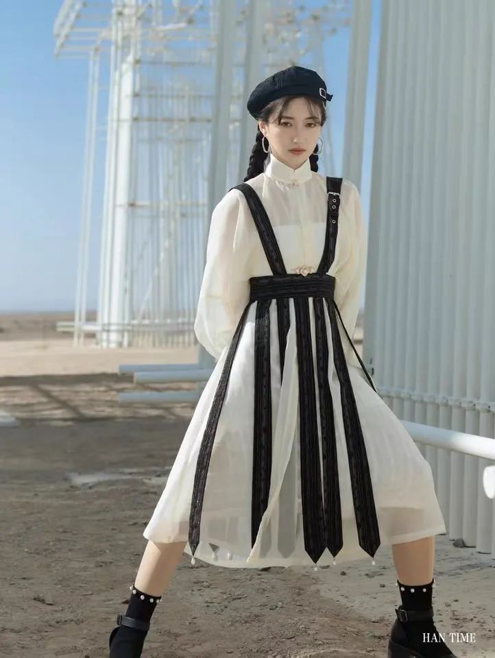 穿起来像时装的汉服有哪些? 穿起来像时装的汉服有哪些?
