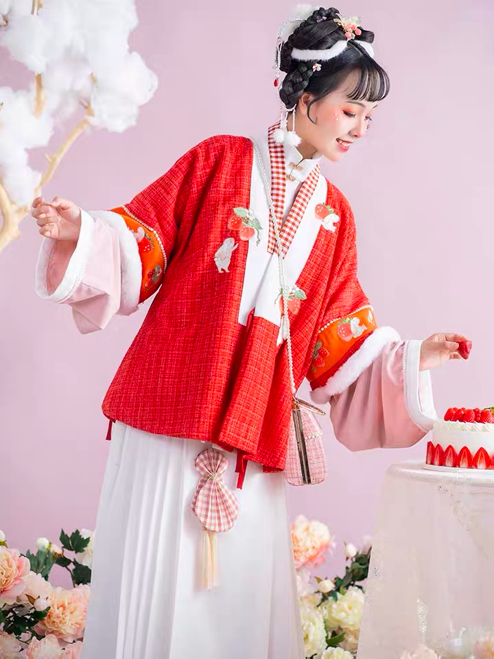 2021年就要「红」:汉服怎么穿出新年感? 2021年就要「红」:汉服怎么穿出新年感?