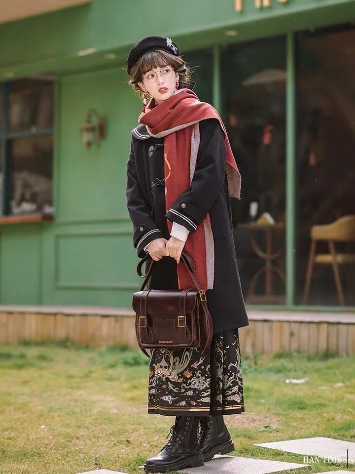 穿起来像时装的汉服有哪些？