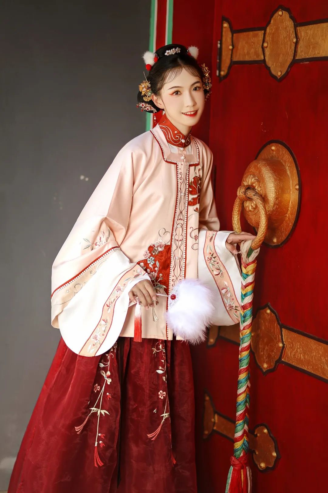小年穿汉服 | 春节为什么要穿新衣服？
