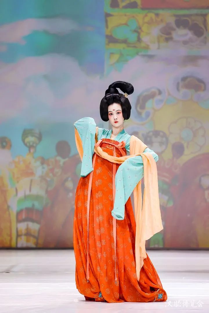 燃 ! 中原华服日和汉服设计大赛与第一届汉服博览会 • 修武强强联手 燃 ! 中原华服日和汉服设计大赛与第一届汉服博览会 • 修武强强联手