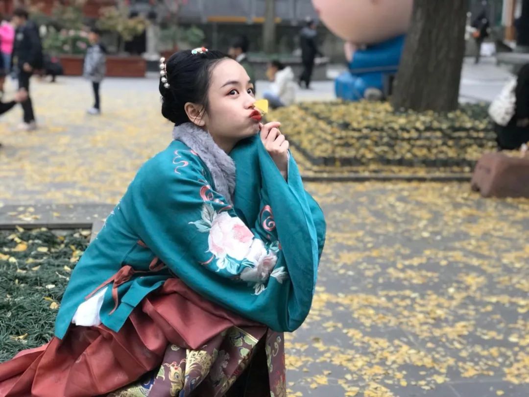 汉服科普 | 穿什么样的汉服最好看?这些汉服选购技巧必须要知道! 汉服科普 | 穿什么样的汉服最好看?这些汉服选购技巧必须要知道!
