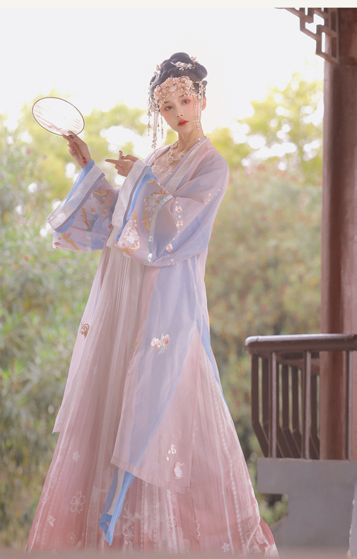 与春有染,超适合春天穿的宋制汉服 与春有染,超适合春天穿的宋制汉服