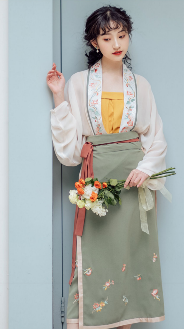 与春有染,超适合春天穿的宋制汉服 与春有染,超适合春天穿的宋制汉服