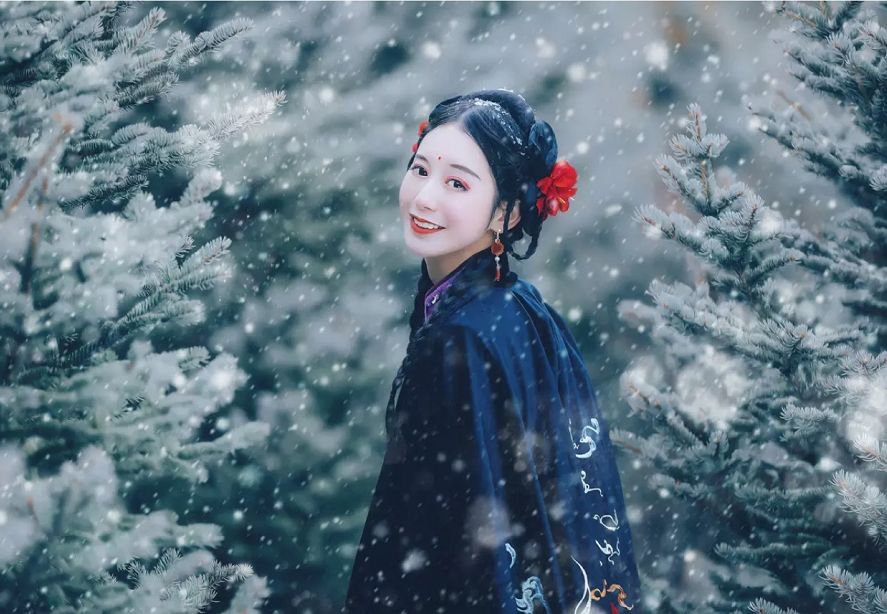 还在愁拍照POSE不够?带上这些道具可以解决大部分问题! 还在愁拍照POSE不够?带上这些道具可以解决大部分问题!