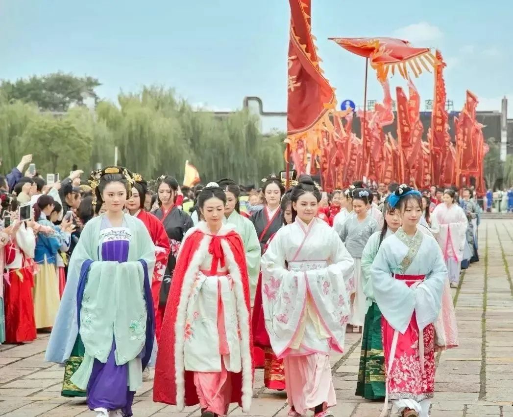 五一放假安排！锦绣中华华服秀典，国风来潮，惊艳全城！