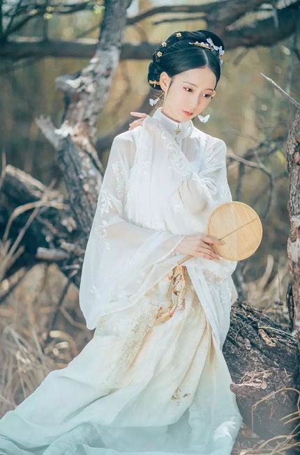 还在愁拍照POSE不够?带上这些道具可以解决大部分问题! 还在愁拍照POSE不够?带上这些道具可以解决大部分问题!