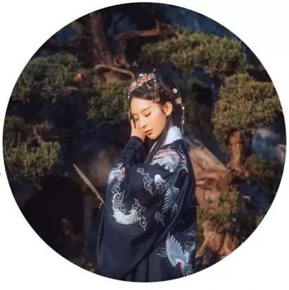 还在愁拍照POSE不够?带上这些道具可以解决大部分问题! 还在愁拍照POSE不够?带上这些道具可以解决大部分问题!