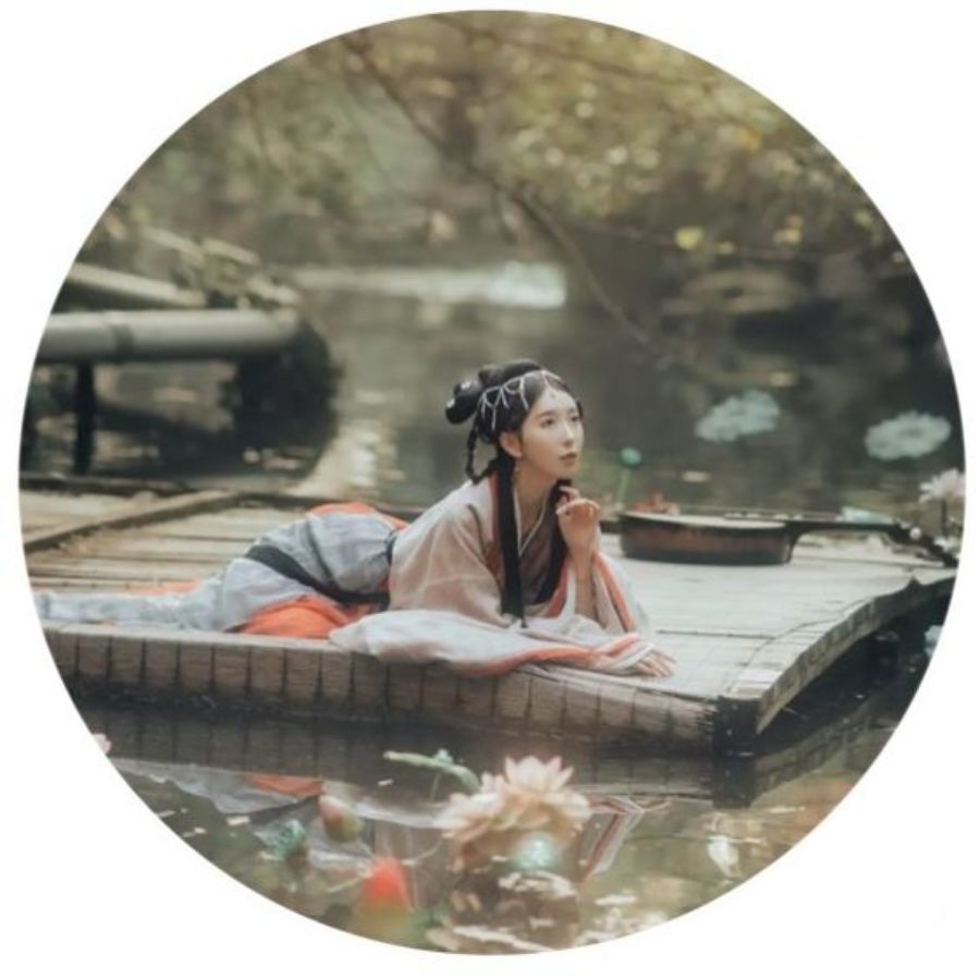 还在愁拍照POSE不够?带上这些道具可以解决大部分问题! 还在愁拍照POSE不够?带上这些道具可以解决大部分问题!