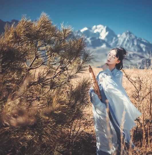 还在愁拍照POSE不够?带上这些道具可以解决大部分问题! 还在愁拍照POSE不够?带上这些道具可以解决大部分问题!