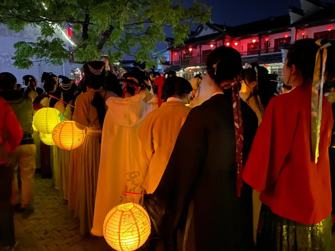 汉服破圈之后：网红、国潮，还是其他