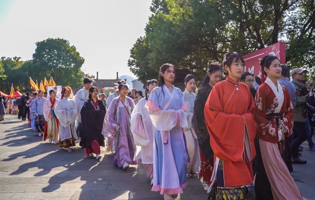 汉服活动 | 安昌古镇第二届汉服节来哉！华服礼汇、同袍相聚、阵容强大，只等你来~