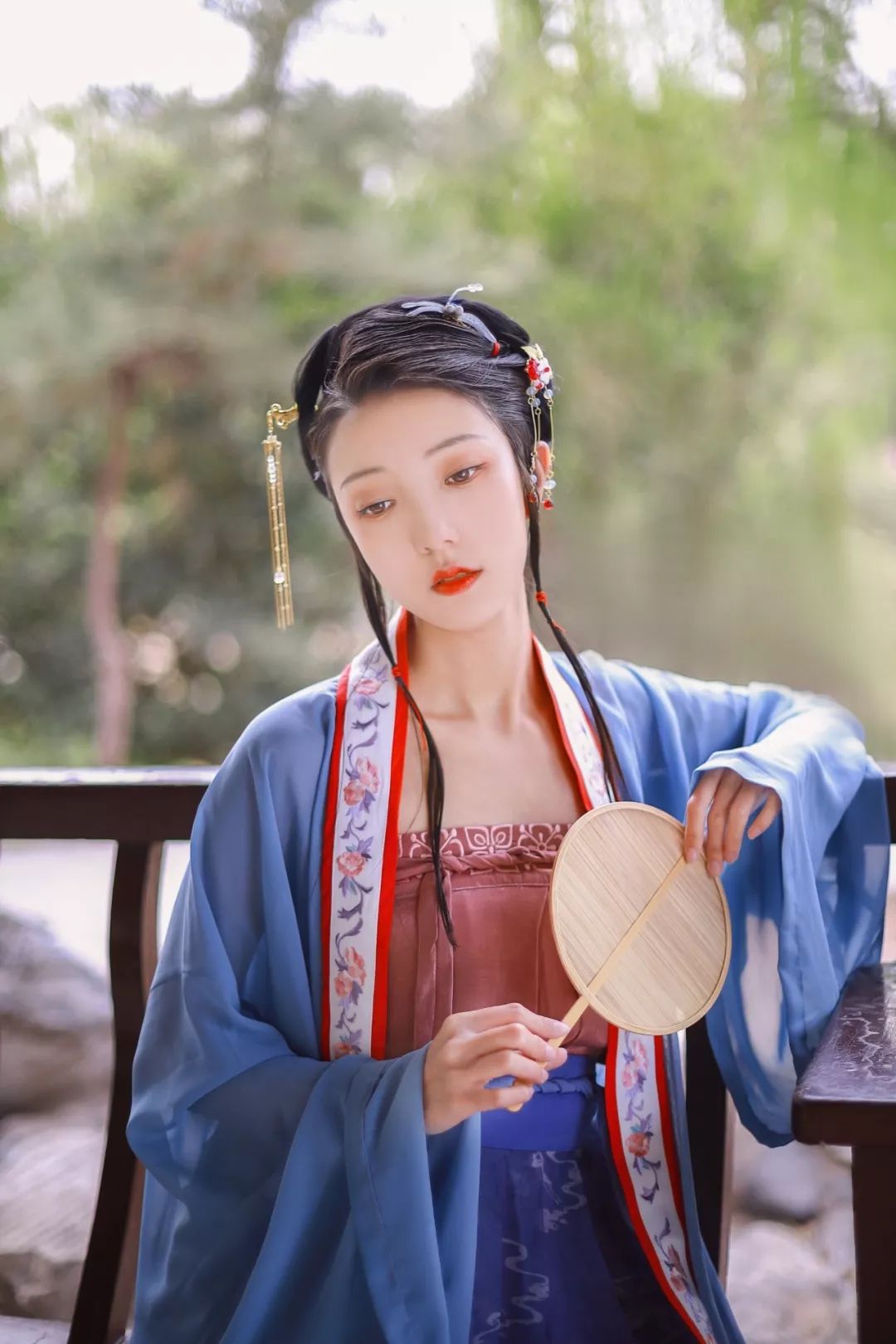 万物之中，都有一丝李清照的闲愁｜汉服摄影