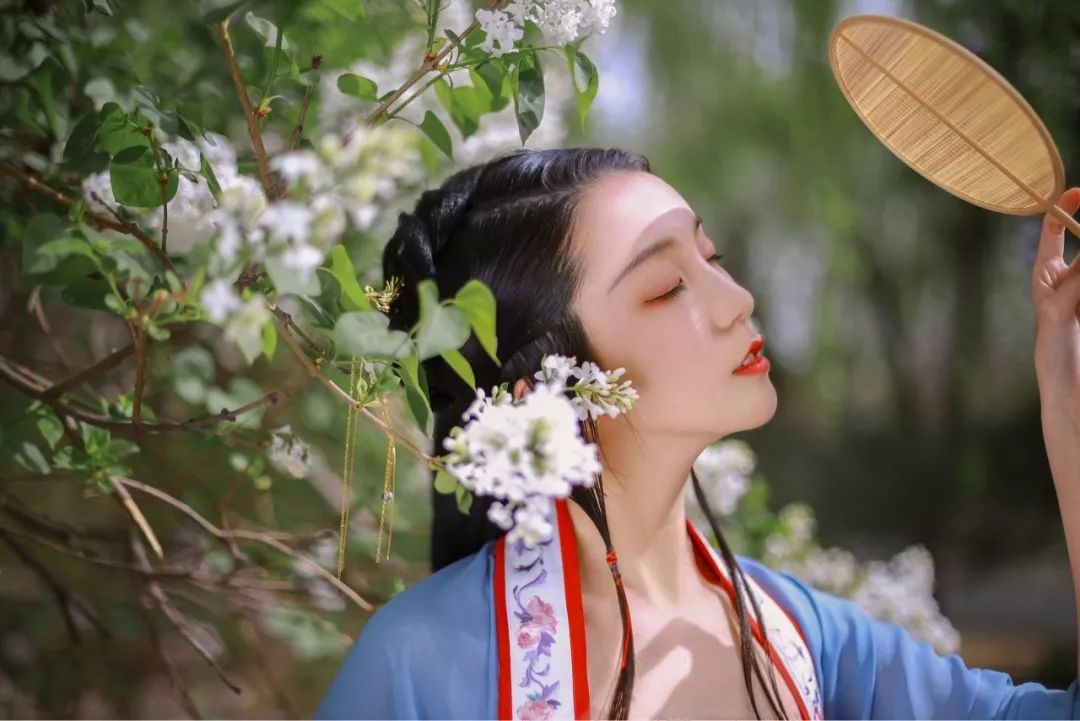 万物之中，都有一丝李清照的闲愁｜汉服摄影