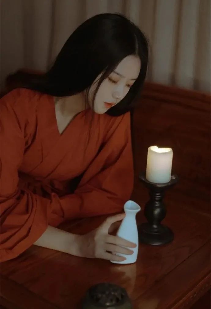 汉服颂 | 浣影禅江：愿做红尘醉公子，一杯一盏尽消愁
