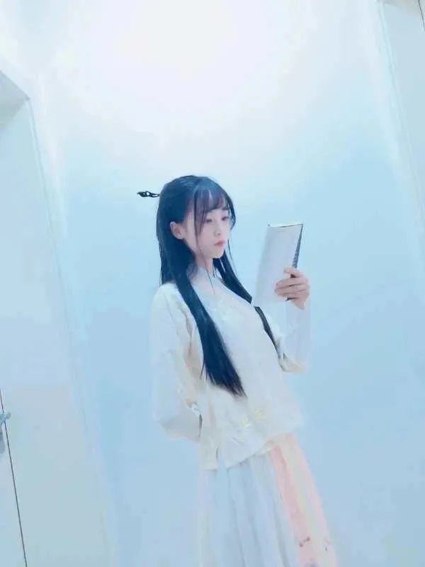汉服颂 | 韩静：任我开阖挥妙笔，由琴跌宕逸清音