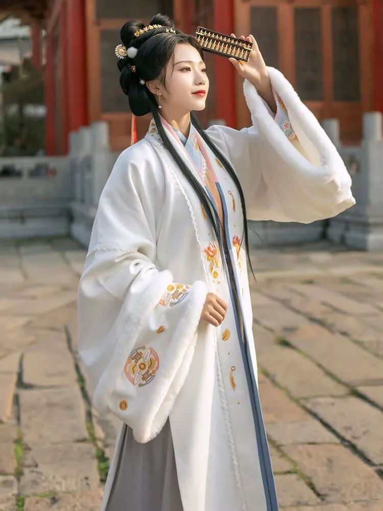 宋制汉服推荐|霜雪吹满头,也算共白首。 宋制汉服推荐|霜雪吹满头,也算共白首。