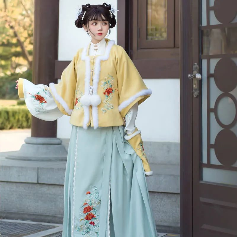 平价汉服推荐|浮香绕曲岸,圆影覆华池。 平价汉服推荐|浮香绕曲岸,圆影覆华池。