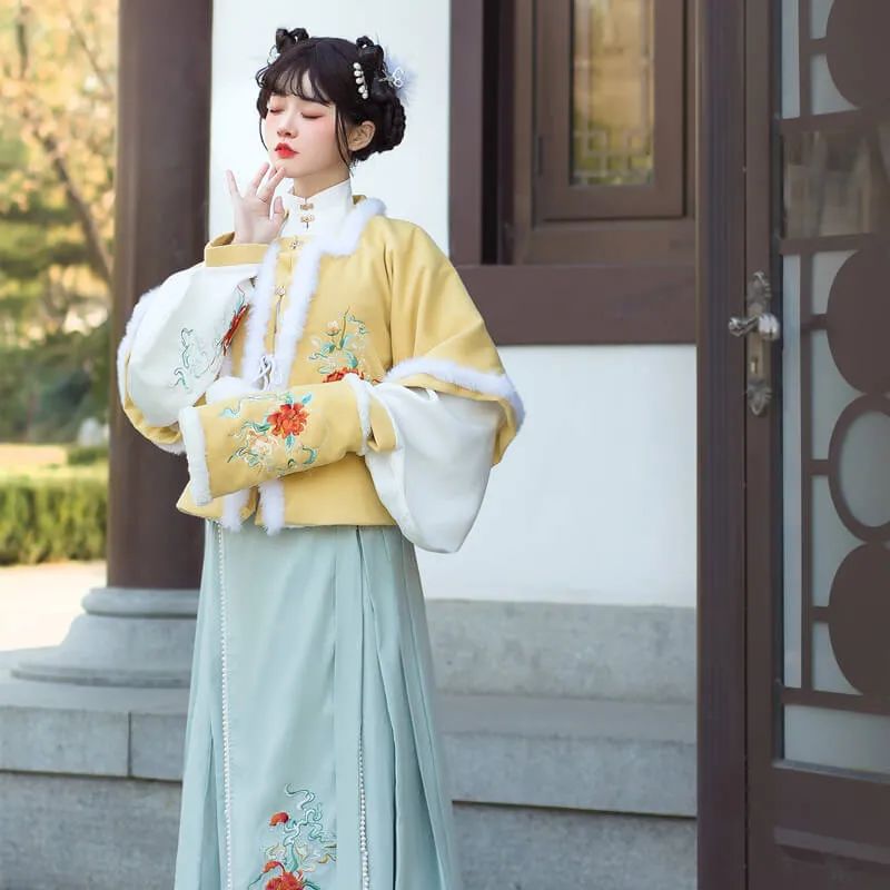平价汉服推荐|浮香绕曲岸,圆影覆华池。 平价汉服推荐|浮香绕曲岸,圆影覆华池。