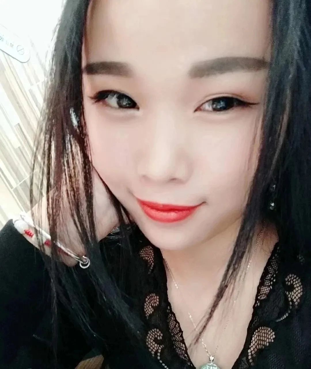汉服颂 | 浣影禅江：愿做红尘醉公子，一杯一盏尽消愁