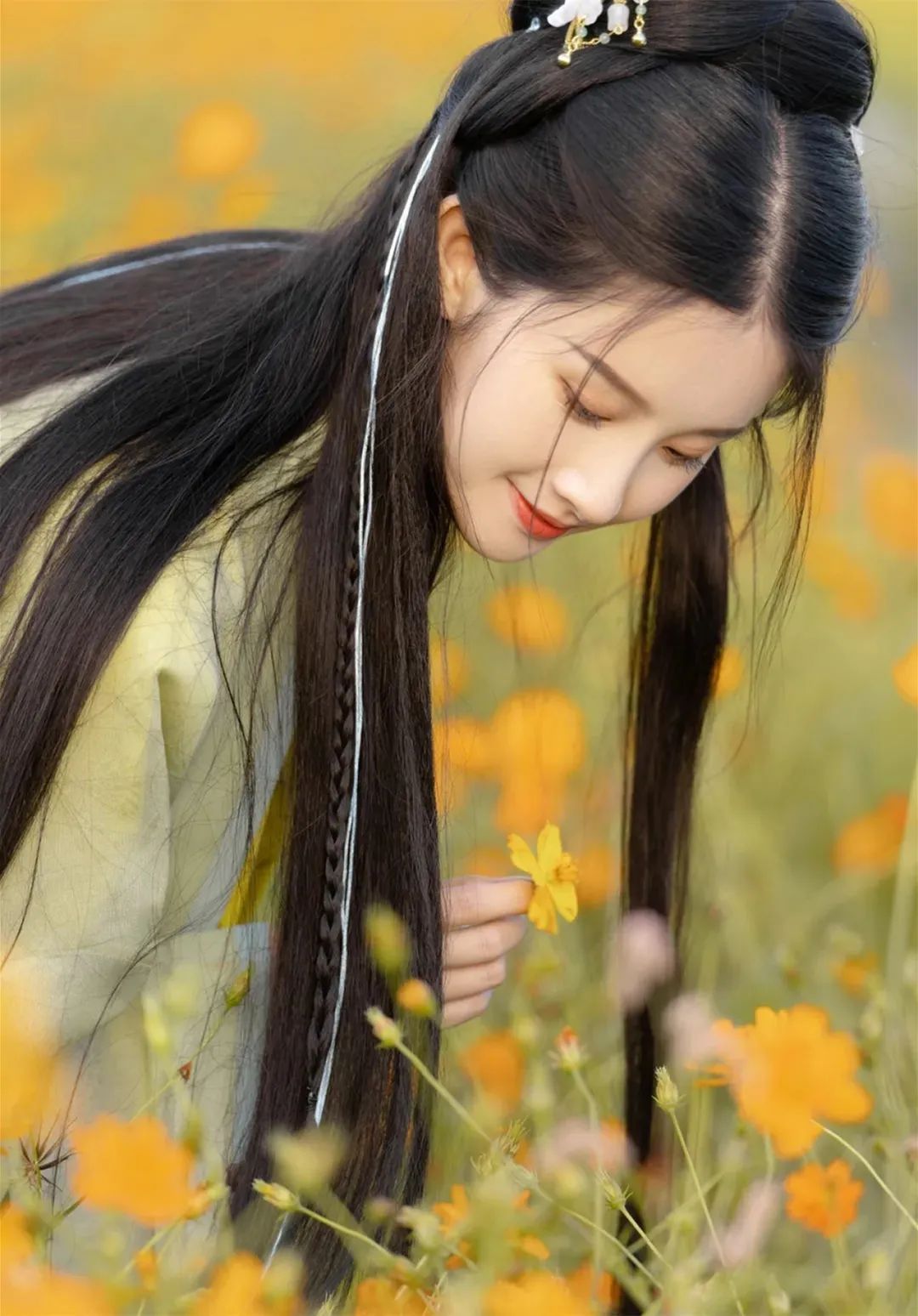 汉服颂 | 减字木兰花下醉，添声杨柳枝中吟